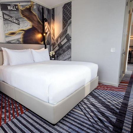 Millennium Downtown New York Hotel Bagian luar foto