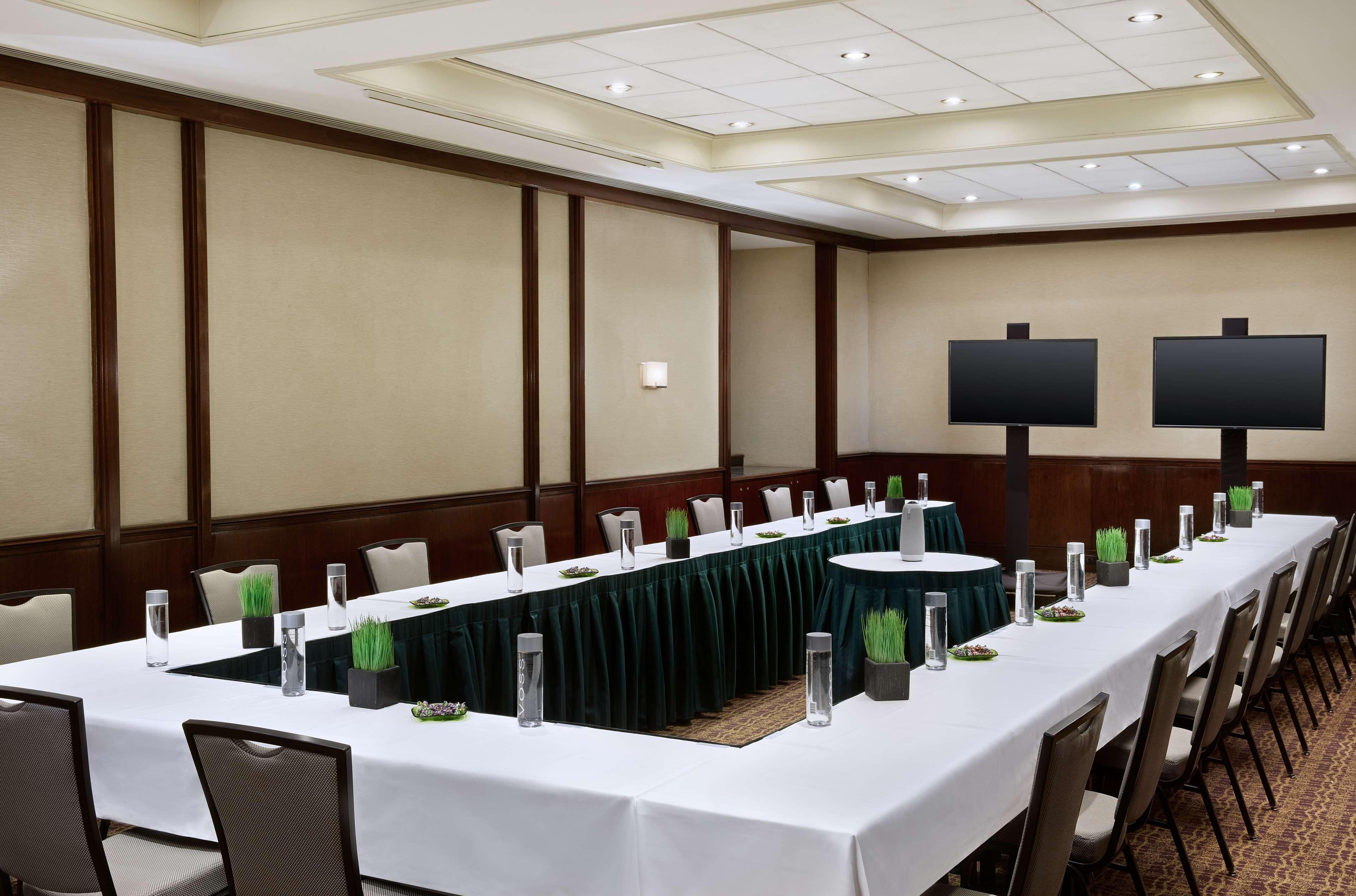 Millennium Downtown New York Hotel Bagian luar foto